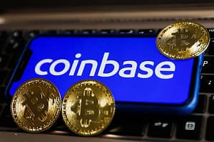 Coinbase, the prominent American crypto company, received a notice from the Securities and Exchange Commission (SEC), which warned of a potential enforcement