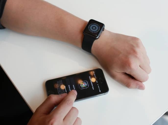 Many users are facing the problem of the Apple Watch not connecting to the iPhone
